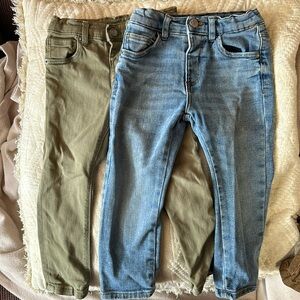 Zara The Regular Pant Jean Bundle 2-3 years. Blue jeans, green jeans.